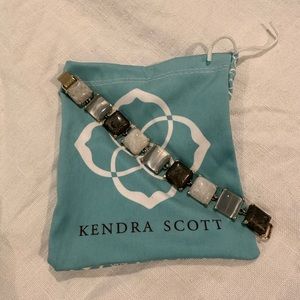 Kendra Scott gray and white stone clasp bracelet